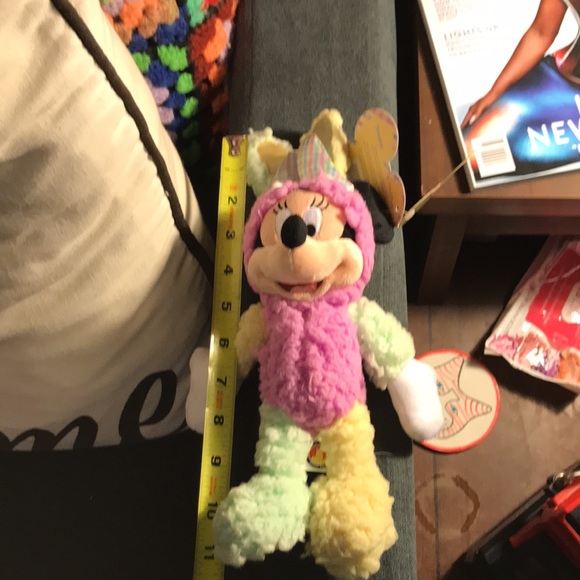 2010 Disney Parks Easter Minnie Mouse Plush - Picture 4 of 6
